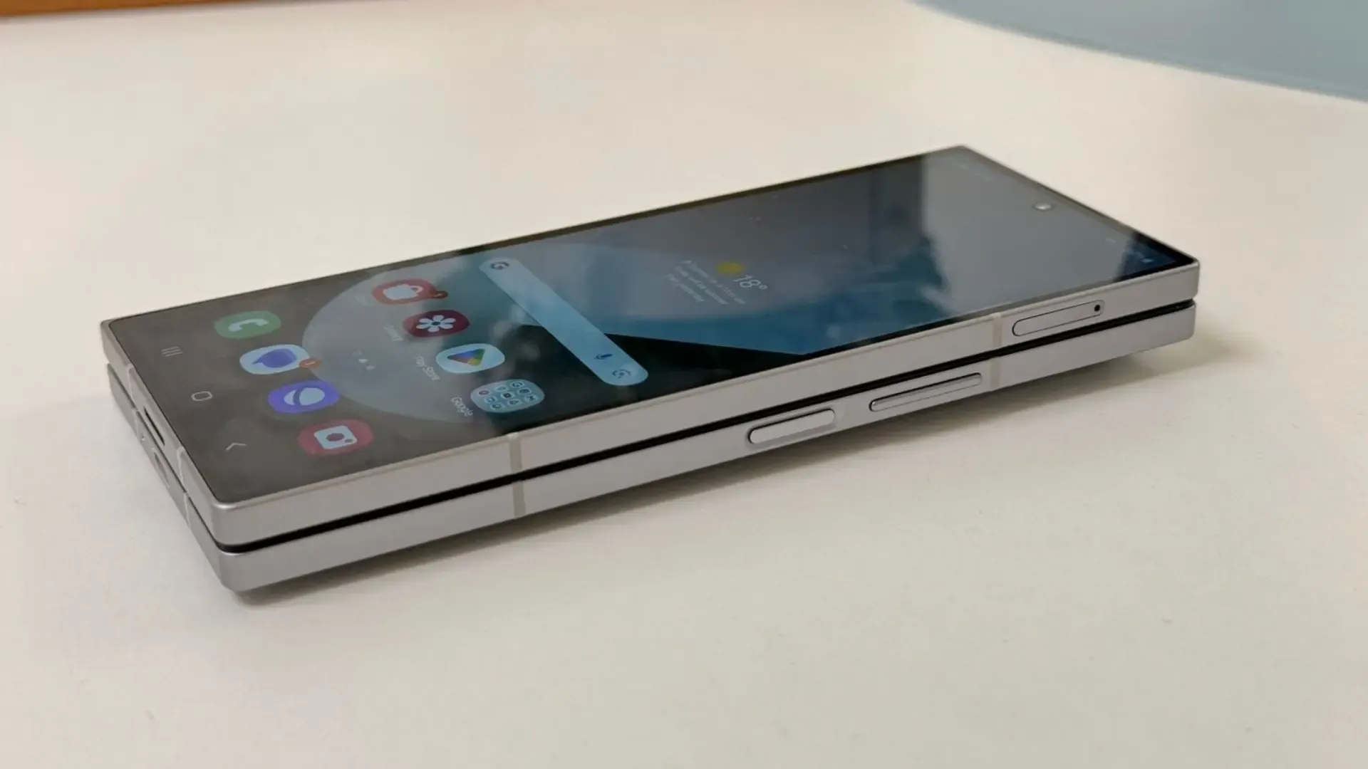 Samsung Galaxy Z Fold7: Slim Design Meets Flagship Power